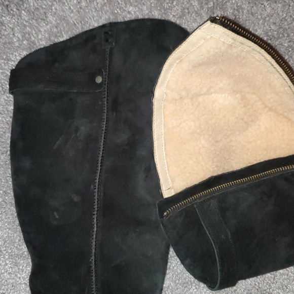 UGG suede boots - Picture 4 of 4